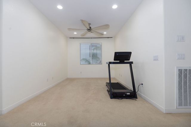 63 Volta Del Tintori, Lake Elsinore, CA 92532