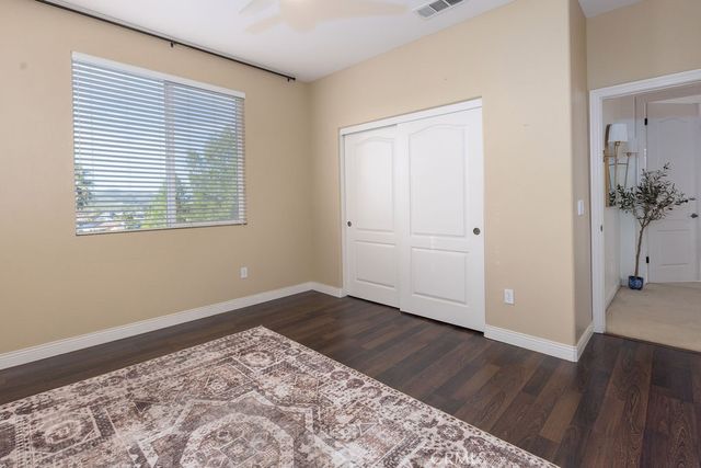 63 Volta Del Tintori, Lake Elsinore, CA 92532