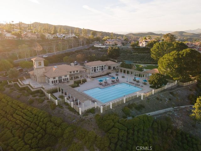 63 Volta Del Tintori, Lake Elsinore, CA 92532