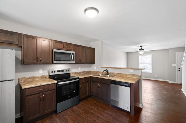 276 Smithson Ln Unit D, Clarksville, TN 37040