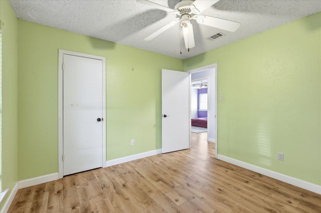 641 Deborah Court, Burleson, TX 76028