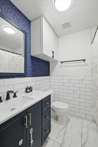 641 Deborah Court, Burleson, TX 76028