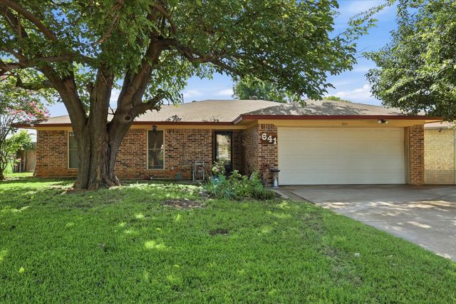 641 Deborah Court, Burleson, TX 76028