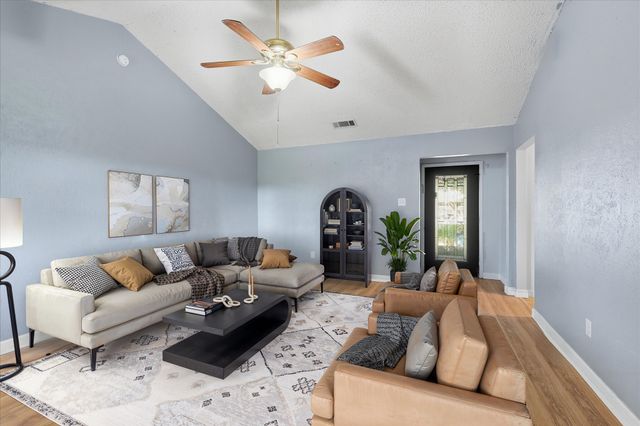 641 Deborah Court, Burleson, TX 76028