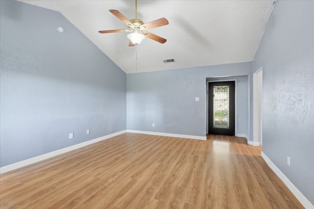 641 Deborah Court, Burleson, TX 76028