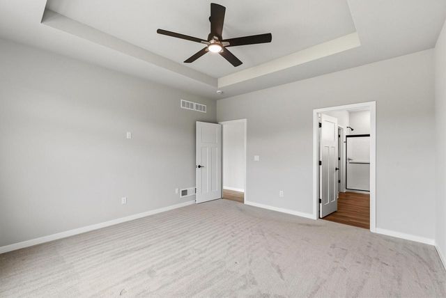 N161W21868 Daisy DRIVE, Jackson, WI 53037