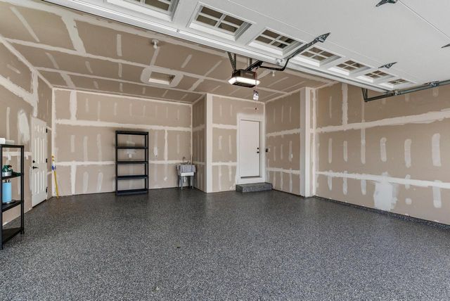 N161W21868 Daisy DRIVE, Jackson, WI 53037