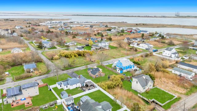 76 Huntington Drive, Mastic Beach, NY 11951