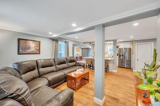 76 Huntington Drive, Mastic Beach, NY 11951