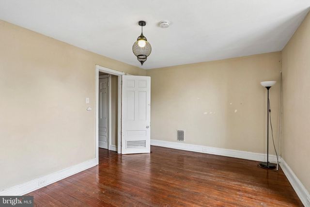 4730 KINGSESSING AVE, Philadelphia, PA 19143