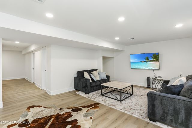 140 Curtis Place, Manasquan, NJ 08736