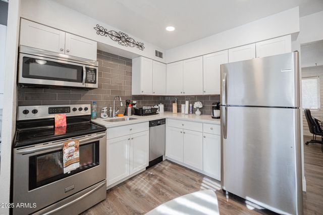 3031 S RURAL Road 9, Tempe, AZ 85282