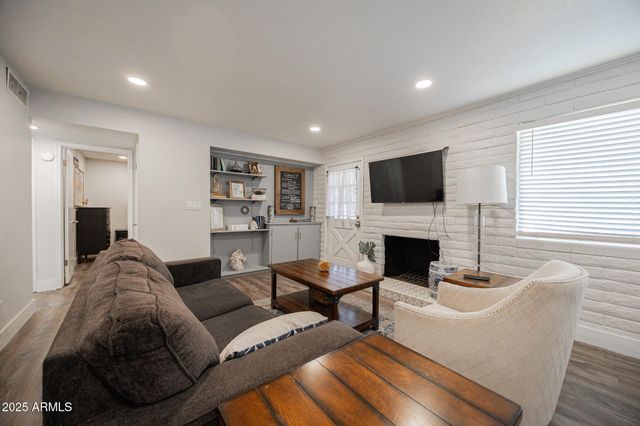 3031 S RURAL Road 9, Tempe, AZ 85282