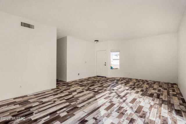 2601 W Camino Llano, Tucson, AZ 85742