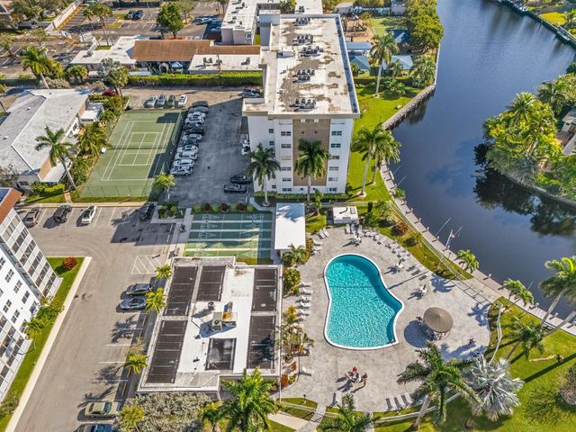 3020 NE 16th Avenue 105, Oakland Park, FL 33334