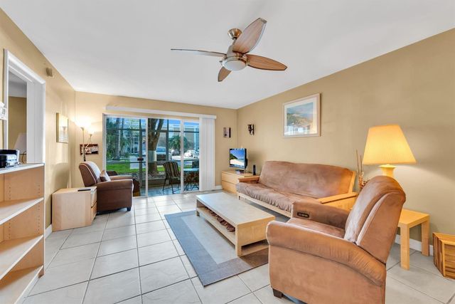 3020 NE 16th Avenue 105, Oakland Park, FL 33334