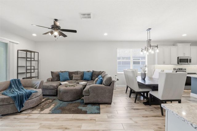 832 JETWAY STREET, Orange City, FL 32763
