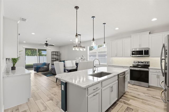 832 JETWAY STREET, Orange City, FL 32763