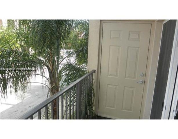 15430 SW 284th St 6205, Homestead, FL 33033