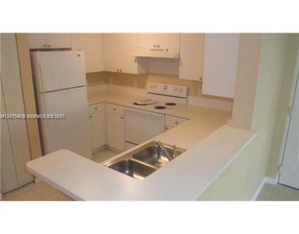 15430 SW 284th St 6205, Homestead, FL 33033