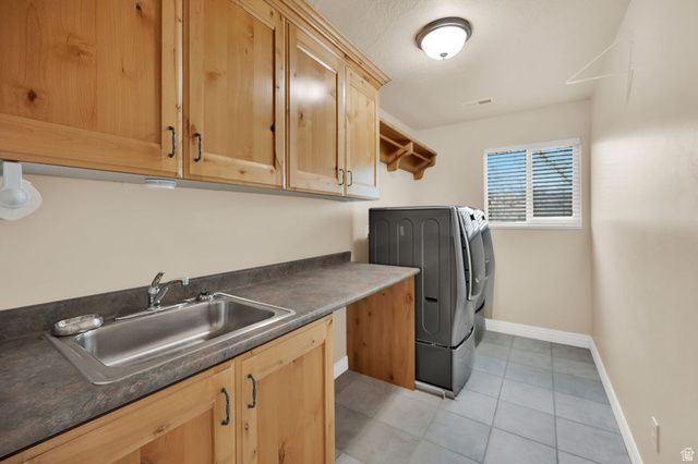 3047 W CHALK CREEK WAY, South Jordan, UT 84095