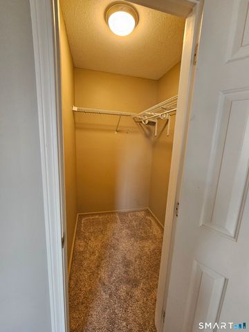 155 Redstone Hill Road 102, Bristol, CT 06010