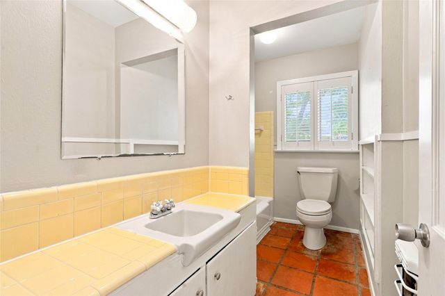 3005 Village DR, Austin, TX 78731