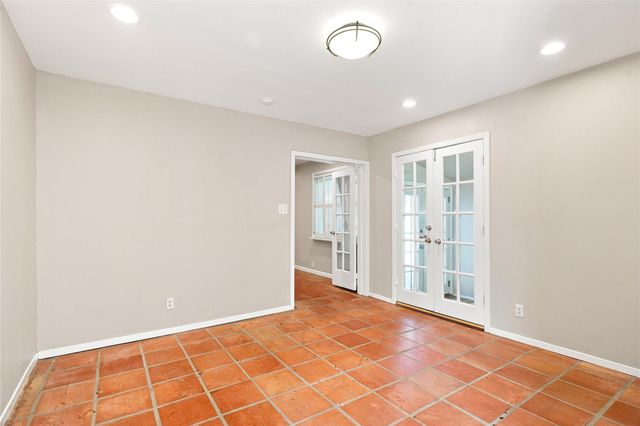 3005 Village DR, Austin, TX 78731