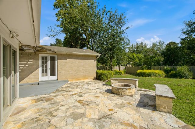 3005 Village DR, Austin, TX 78731