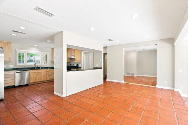 3005 Village DR, Austin, TX 78731