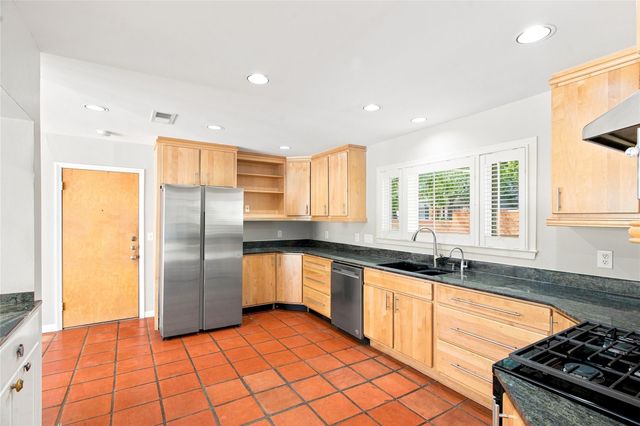 3005 Village DR, Austin, TX 78731