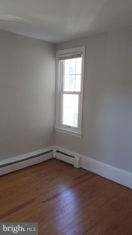 555 BARRETT AVE, Haverford, PA 19041