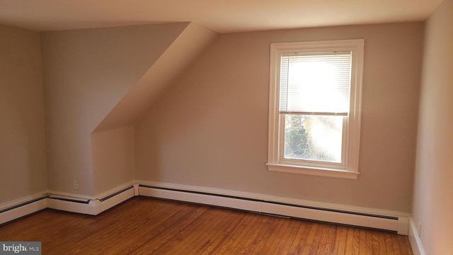 555 BARRETT AVE, Haverford, PA 19041