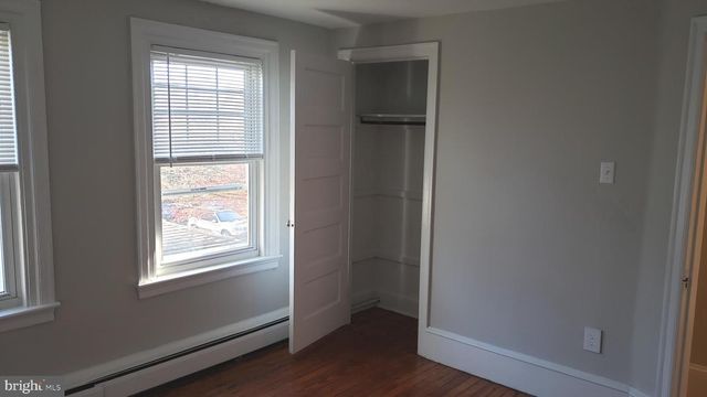 555 BARRETT AVE, Haverford, PA 19041