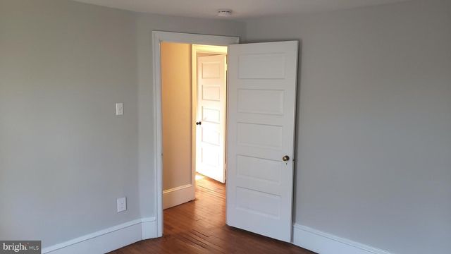 555 BARRETT AVE, Haverford, PA 19041