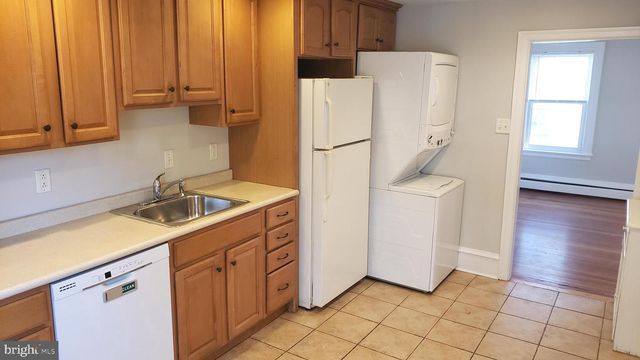555 BARRETT AVE, Haverford, PA 19041