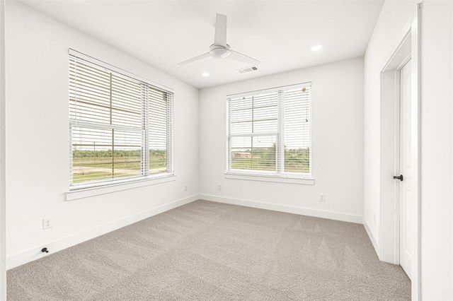 659 Road 5846, Cleveland, TX 77327