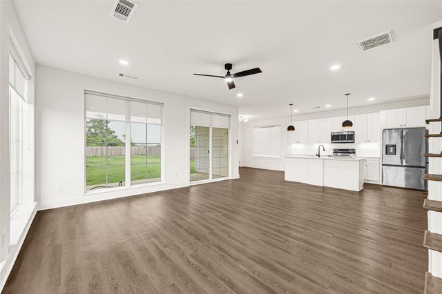 659 Road 5846, Cleveland, TX 77327