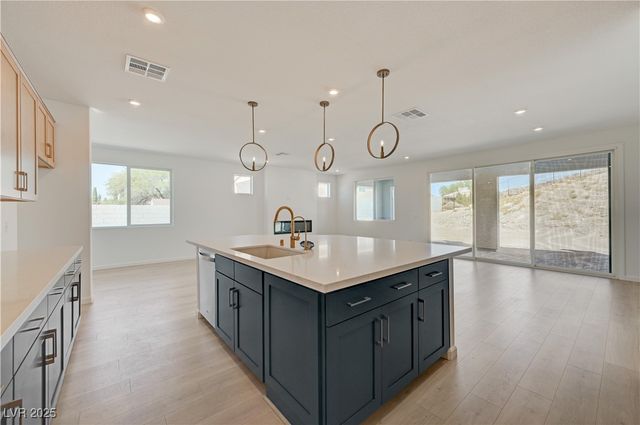 394 Arizona Street, Boulder City, NV 89005