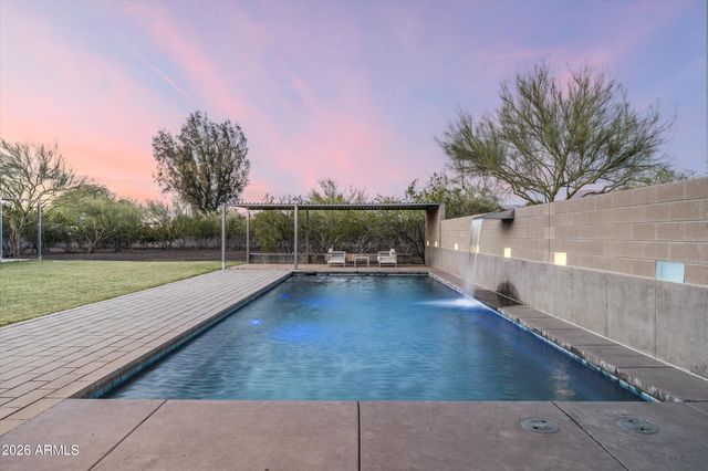 10010 E JENAN Drive, Scottsdale, AZ 85260