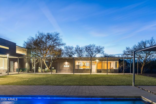 10010 E JENAN Drive, Scottsdale, AZ 85260