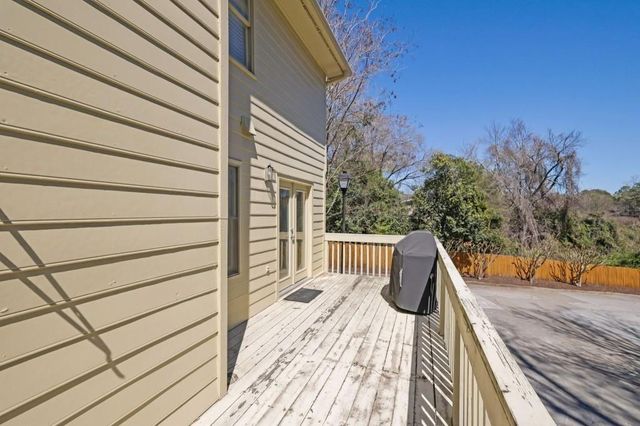 1363 Sheffield Glen Way, Atlanta, GA 30329