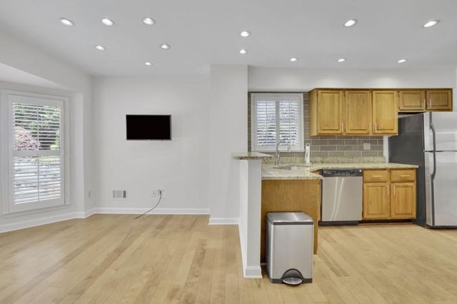 1363 Sheffield Glen Way, Atlanta, GA 30329