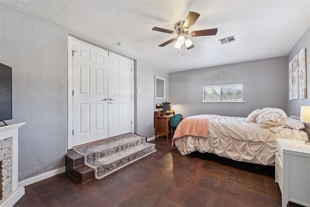 2742 S Sandwood Avenue, Choctaw, OK 73020