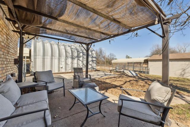 2742 S Sandwood Avenue, Choctaw, OK 73020