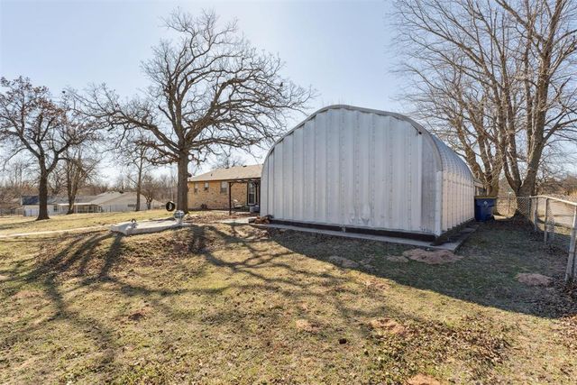 2742 S Sandwood Avenue, Choctaw, OK 73020