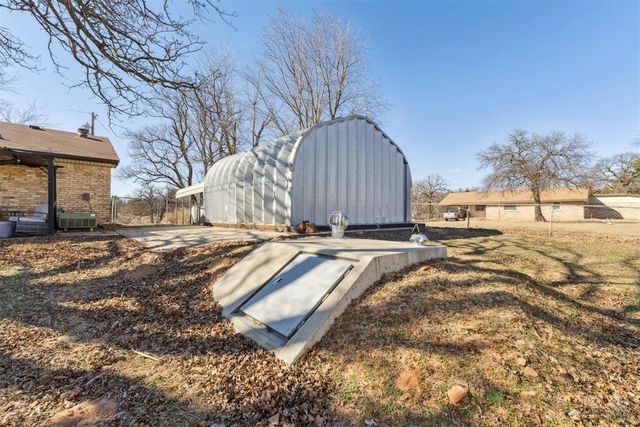 2742 S Sandwood Avenue, Choctaw, OK 73020