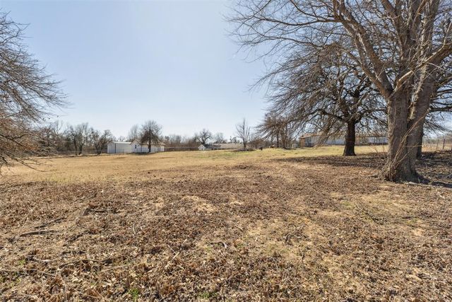 2742 S Sandwood Avenue, Choctaw, OK 73020