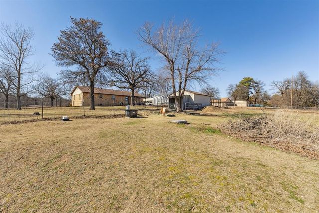 2742 S Sandwood Avenue, Choctaw, OK 73020