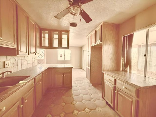 5161 Linda Lee Drive, Yucca Valley, CA 92284